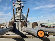 Battleship IOWA guns