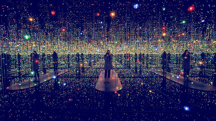 “Infinity Mirrored Room – The Souls of Millions of Light Years Away” by Yayoi Kusama