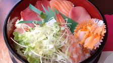 Chirashi bowl at Pisces Sushi
