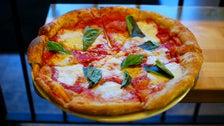 Margherita pizza at Stella Barra