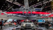 Custom Nissans inspired by &quot;Star Wars: The Last Jedi&quot; at the 2017 L.A. Auto Show