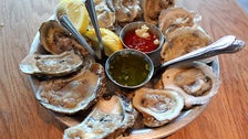 Eastern oysters à EMC Seafood &amp; Raw Bar