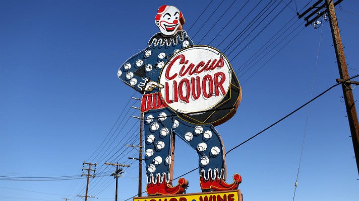 Circus Liquor sign