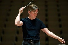 Esa-Pekka Salonen in rehearsal with LA Phil