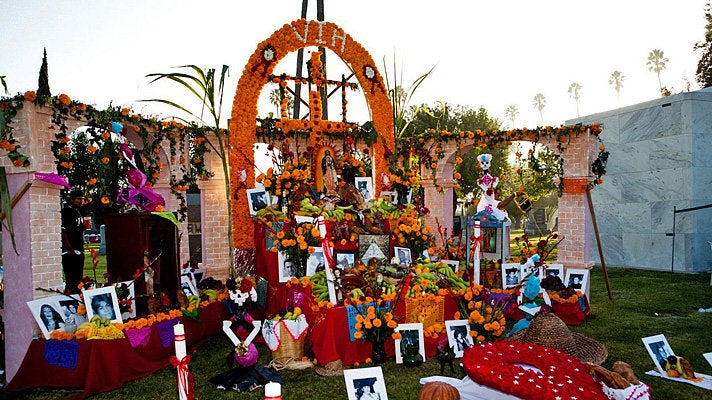 Dia de los Muertos altar at Hollywood Forever