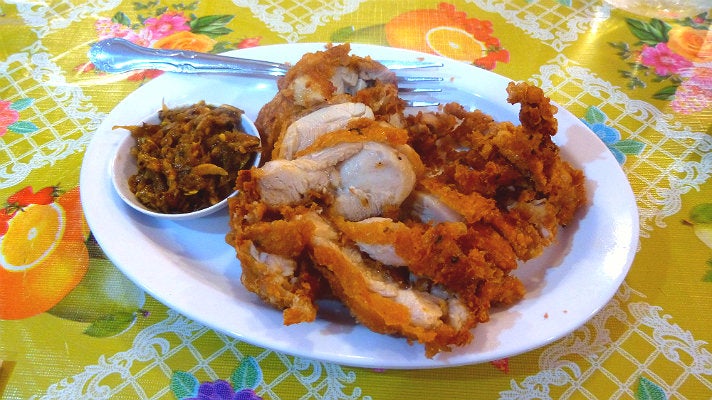 Gai tod naeng noi (fried chicken) at Night + Market Song