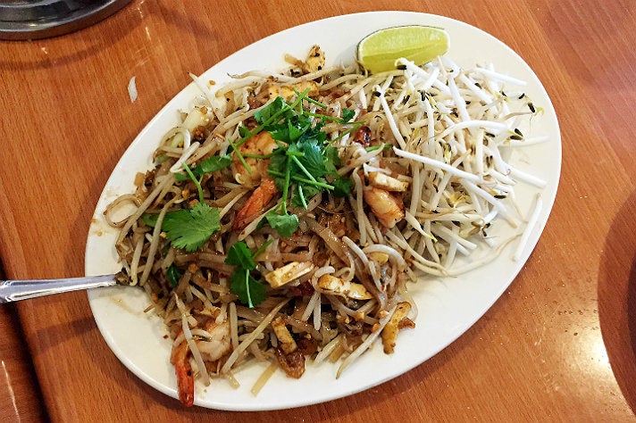 Pad thai at Yai Restaurant