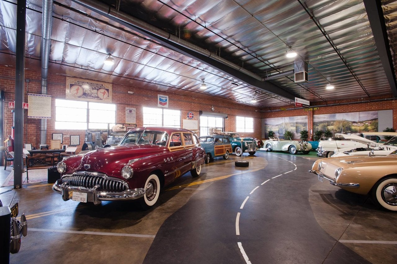 Showroom at the Automobile Driving Museum